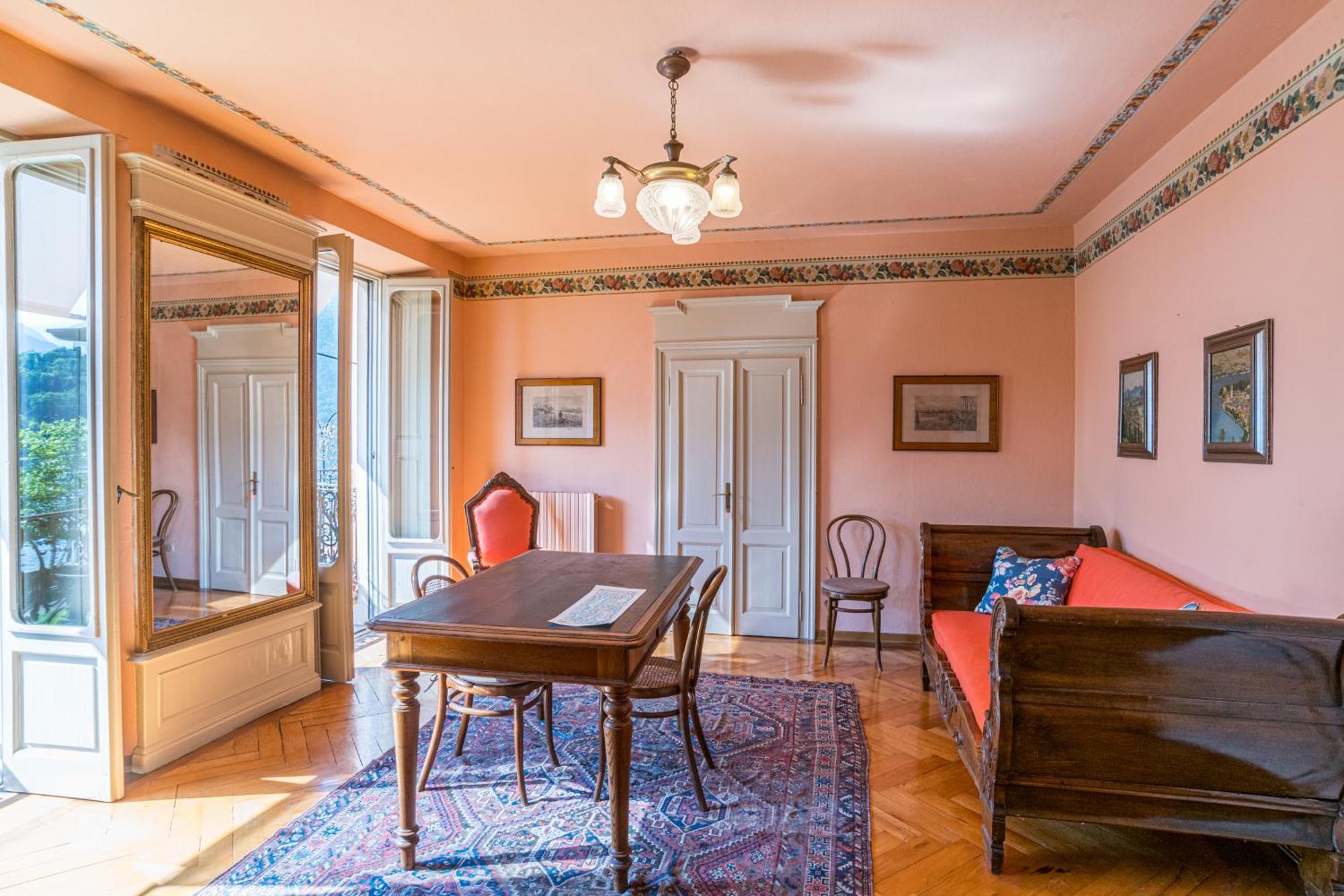 Villa La Torre Dell'Isola à Sala Comacina Extérieur photo