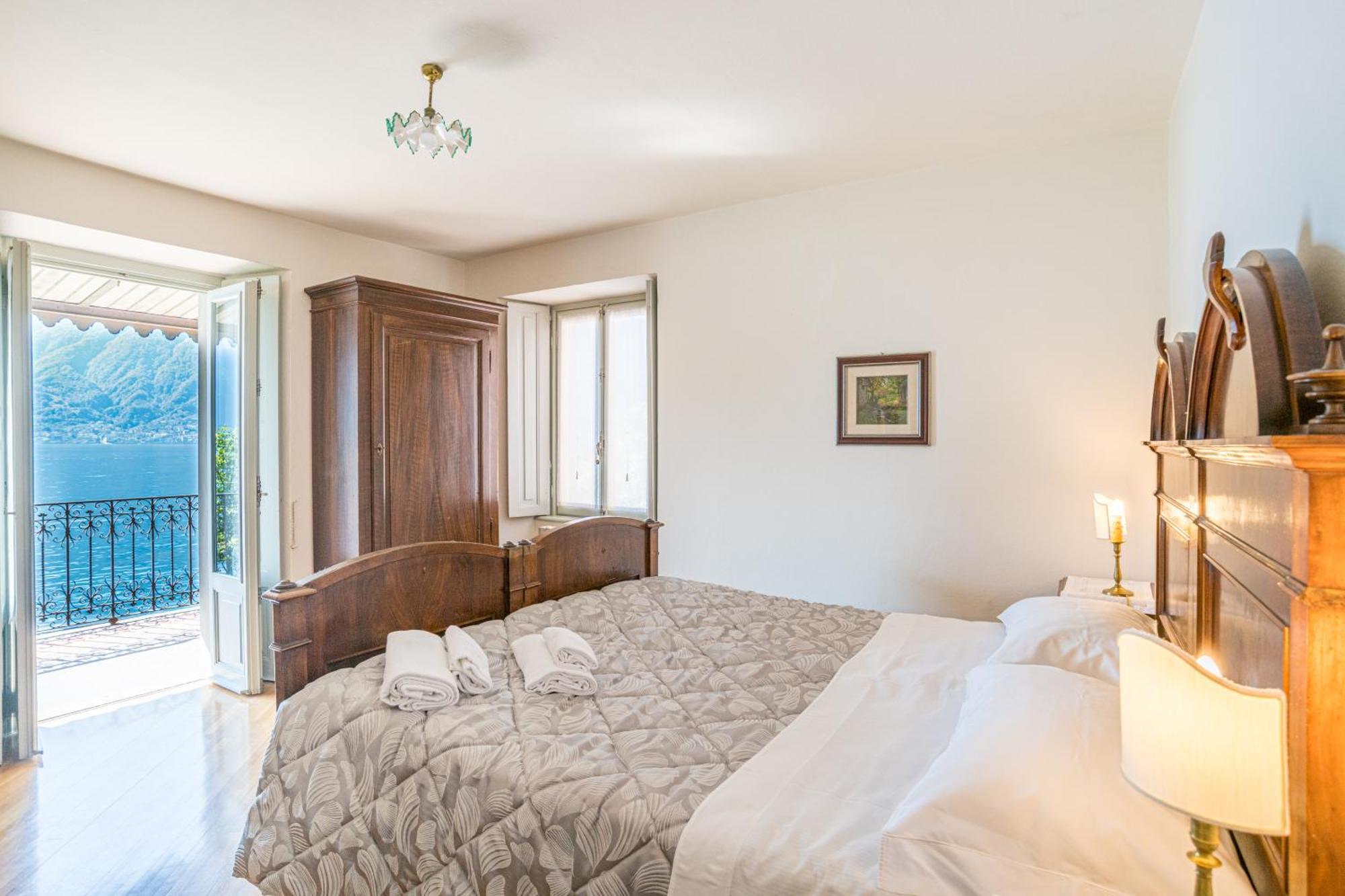 Villa La Torre Dell'Isola à Sala Comacina Extérieur photo